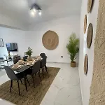 Victoria's Spacious Apartment Rhodes City