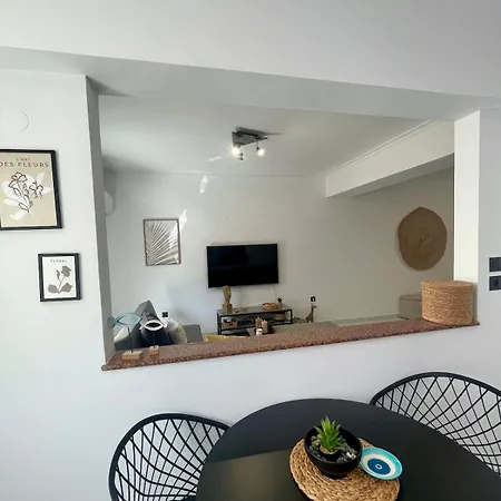 Victoria's Spacious شقة *