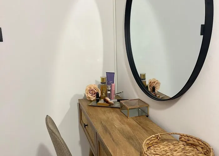 Victoria's Spacious Rhodes City